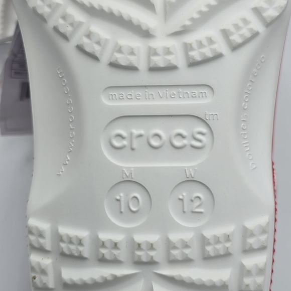 NWT Crocs Classic Rainbow Dye Clogs, Men's 10 / Women's 12 ~ Pride Sandals ~ - Picture 12 of 16